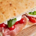 Panini Prosciutto Y Mozzarella
